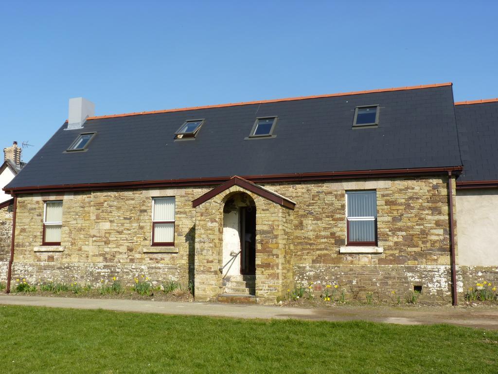 Old Police House Bed and Breakfast Haverfordwest Esterno foto