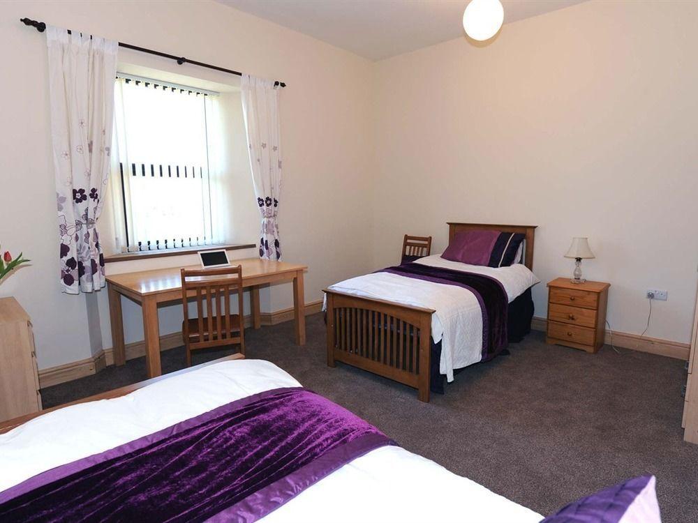 Old Police House Bed and Breakfast Haverfordwest Esterno foto